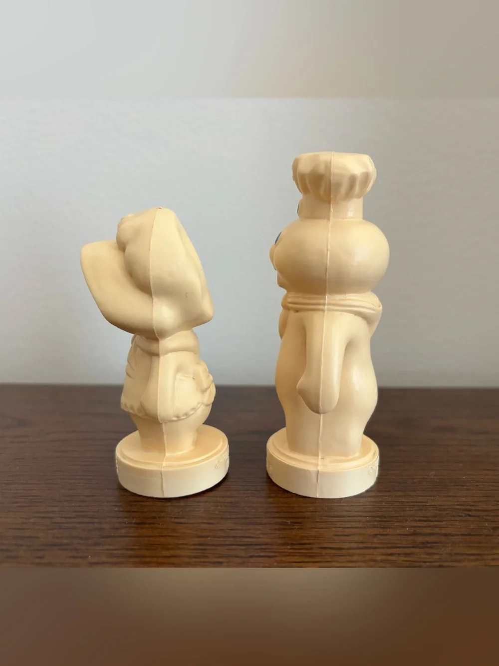 Vintage Pillsbury Plastic Salt & Pepper Shaker Set